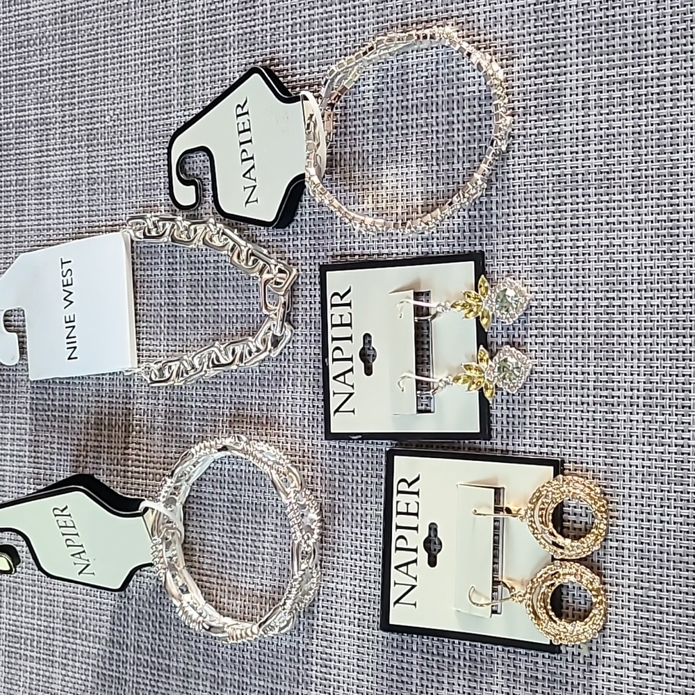 NAPIER AND NINE WEST FASHION JEWELRY EARRINGS BUNDLE OF 5 PIECES